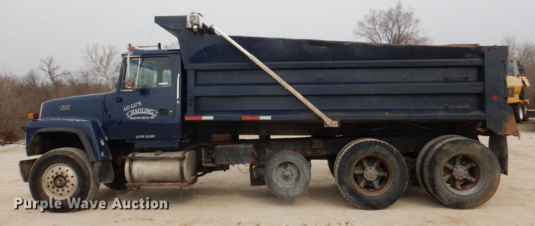 image for item KH9708 1994 Ford L8000  dump truck