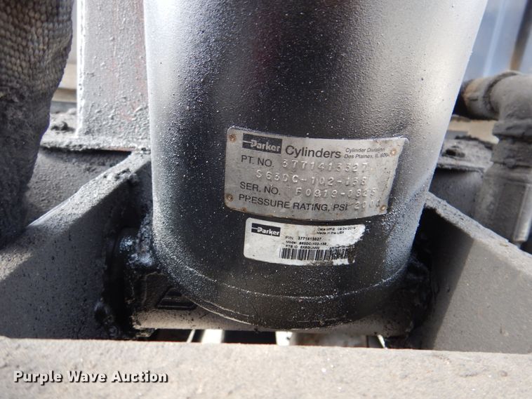 image for item KH9708 1994 Ford L8000  dump truck