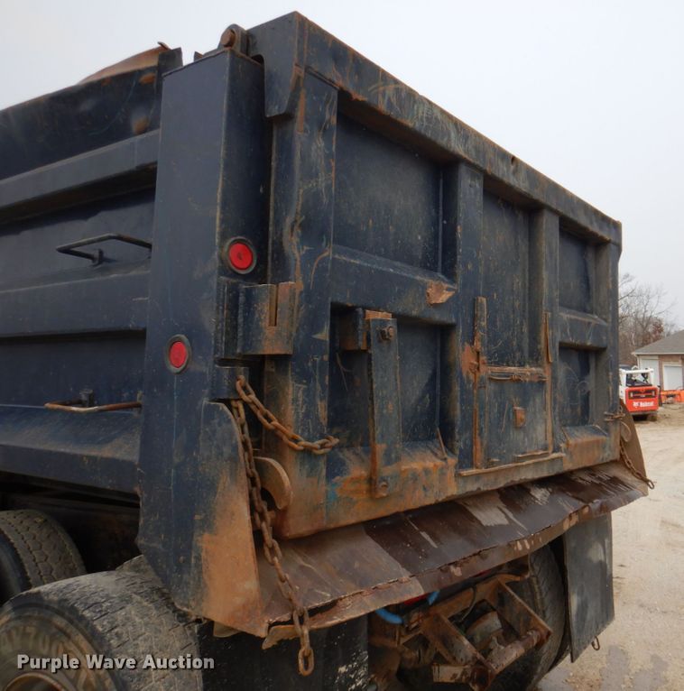 image for item KH9708 1994 Ford L8000  dump truck