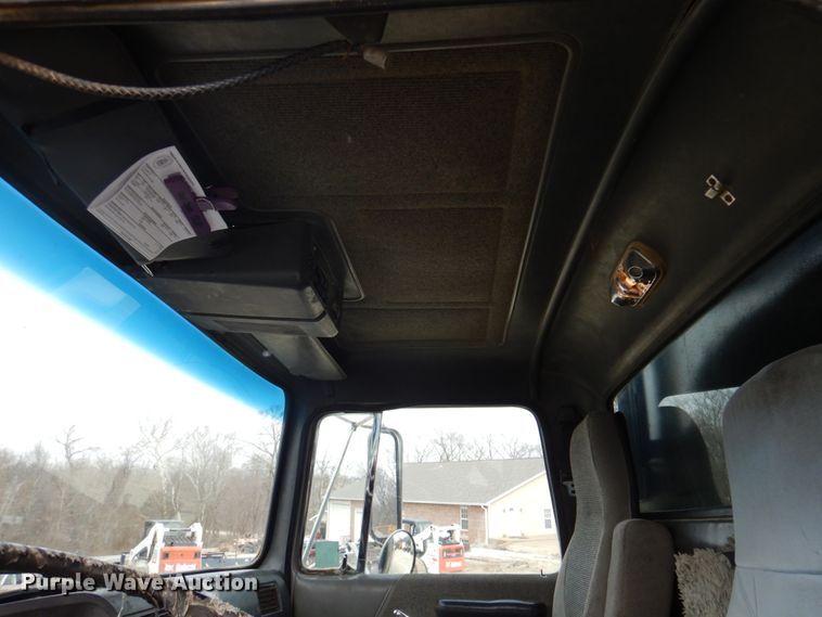 image for item KH9708 1994 Ford L8000  dump truck