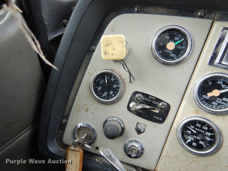 image for item KH9708 1994 Ford L8000  dump truck