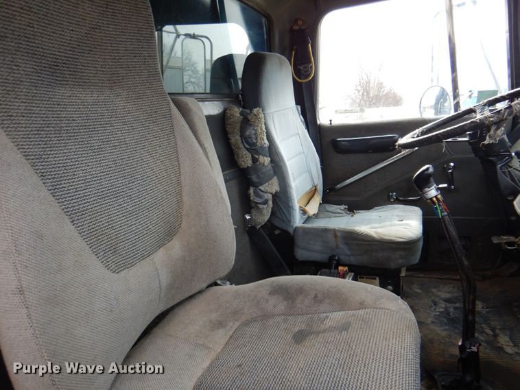 image for item KH9708 1994 Ford L8000  dump truck