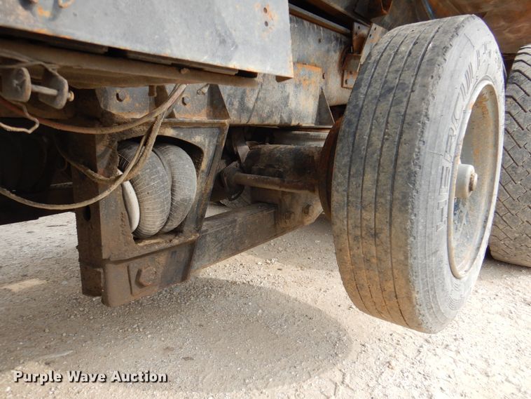 image for item KH9708 1994 Ford L8000  dump truck