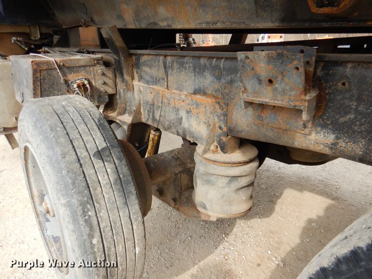 image for item KH9708 1994 Ford L8000  dump truck