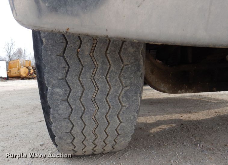 image for item KH9708 1994 Ford L8000  dump truck