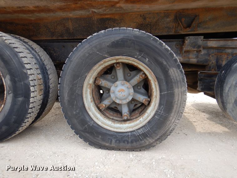 image for item KH9708 1994 Ford L8000  dump truck