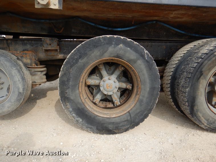 image for item KH9708 1994 Ford L8000  dump truck