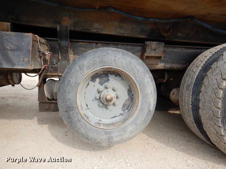 image for item KH9708 1994 Ford L8000  dump truck