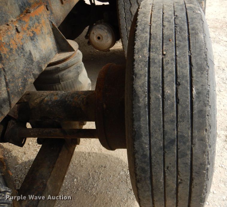 image for item KH9708 1994 Ford L8000  dump truck