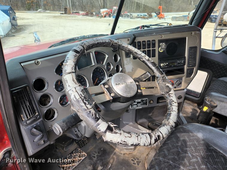 image for item KH9709 2007 Mack Granite CTP713B  dump truck