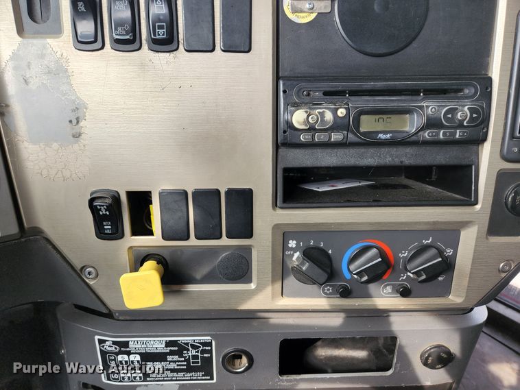 image for item KH9709 2007 Mack Granite CTP713B  dump truck