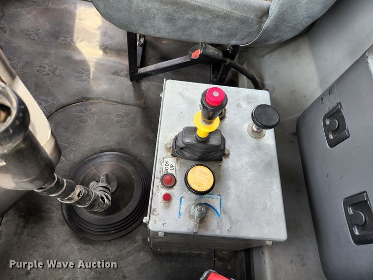 image for item KH9709 2007 Mack Granite CTP713B  dump truck