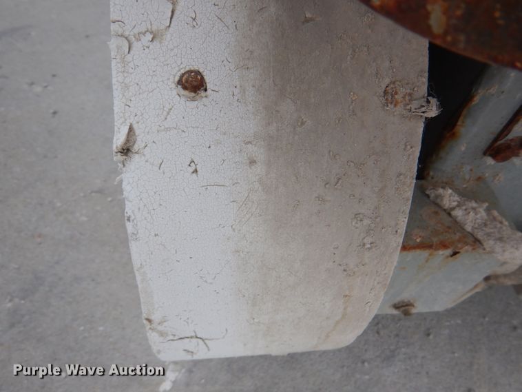 image for item KW9790 2007 Skyjack SJIII 3226  scissor lift