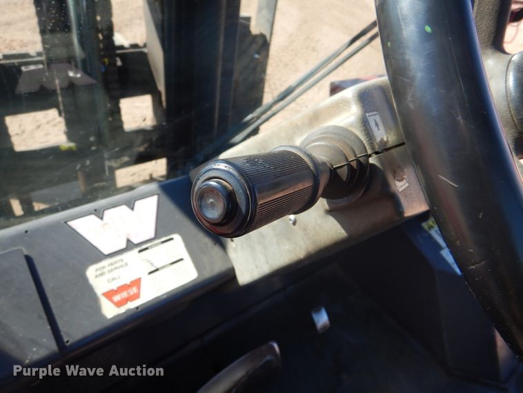 image for item LJ9800 2007 Manitou M40-4  forklift