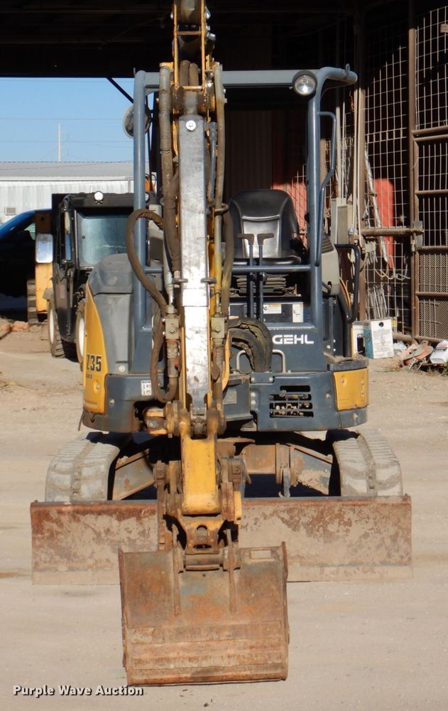 image for item MK9533 2016 Gehl Z35  mini excavator