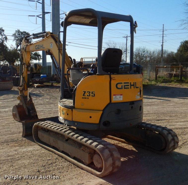 image for item MK9533 2016 Gehl Z35  mini excavator