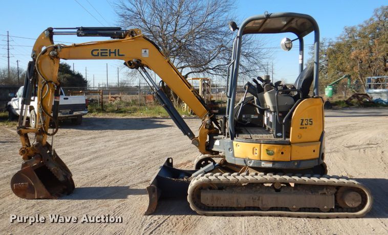 image for item MK9533 2016 Gehl Z35  mini excavator