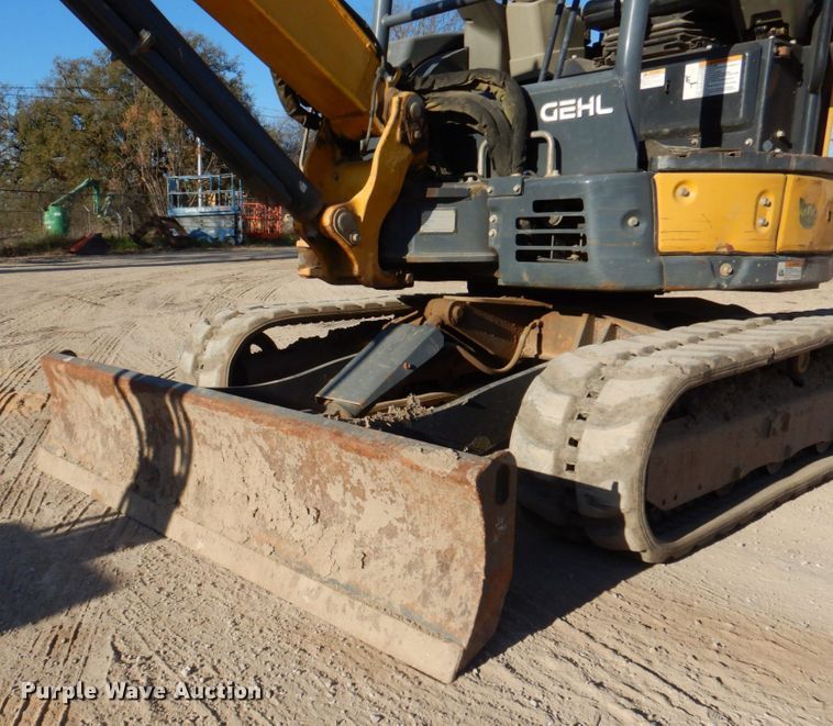 image for item MK9533 2016 Gehl Z35  mini excavator