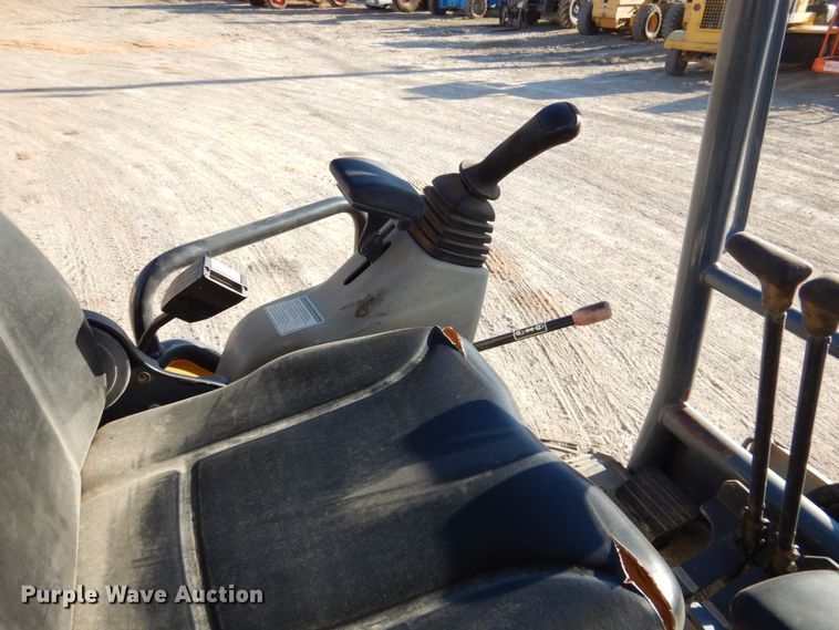 image for item MK9533 2016 Gehl Z35  mini excavator