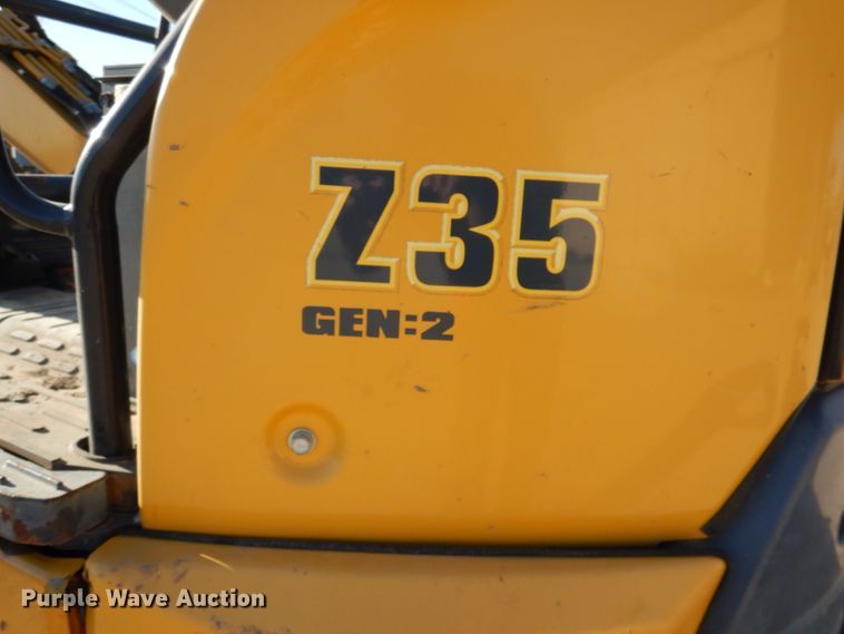 image for item MK9533 2016 Gehl Z35  mini excavator