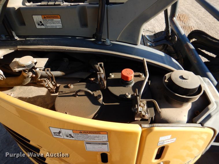 image for item MK9533 2016 Gehl Z35  mini excavator