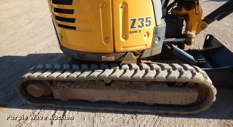 image for item MK9533 2016 Gehl Z35  mini excavator