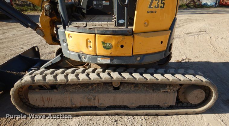 image for item MK9533 2016 Gehl Z35  mini excavator