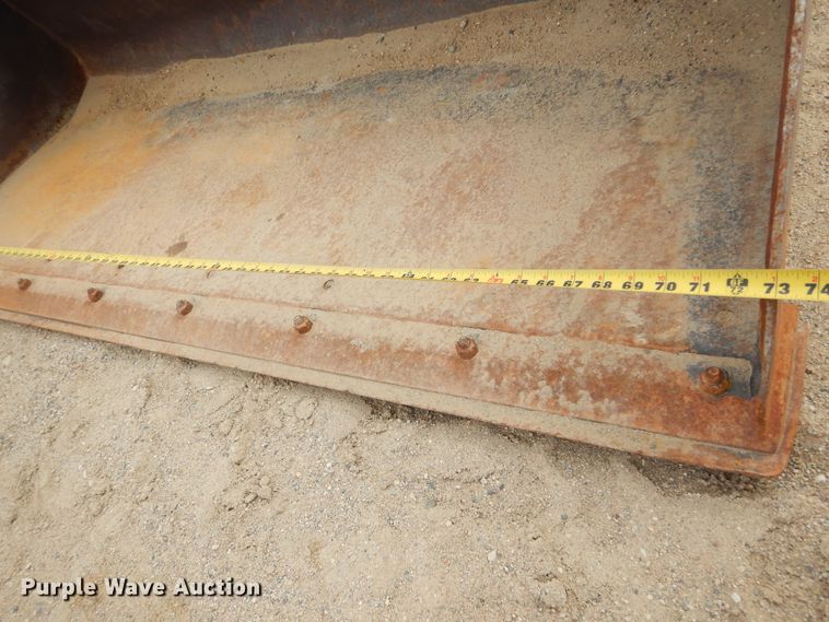 image for item MX9871 1999 Bobcat 863  skid steer loader