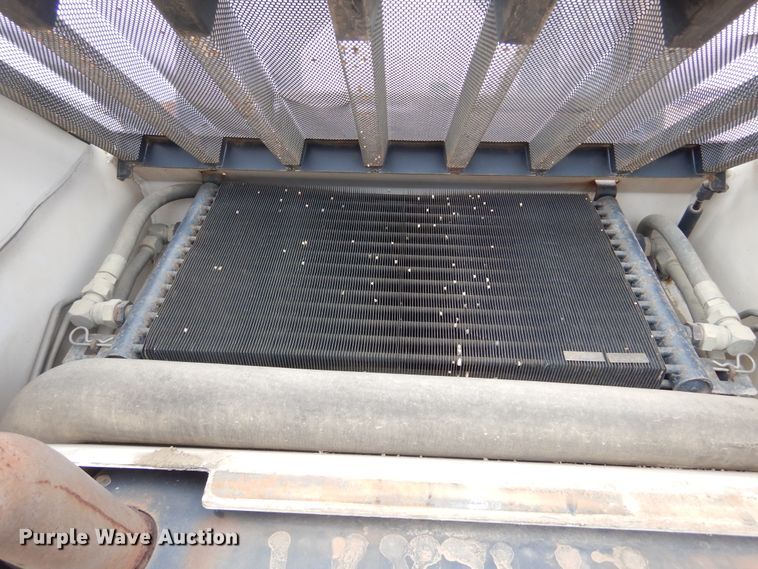 image for item MX9871 1999 Bobcat 863  skid steer loader