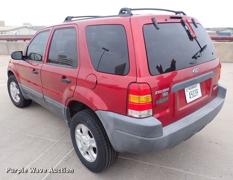 image for item DC4039 2004 Ford Escape XLT  SUV