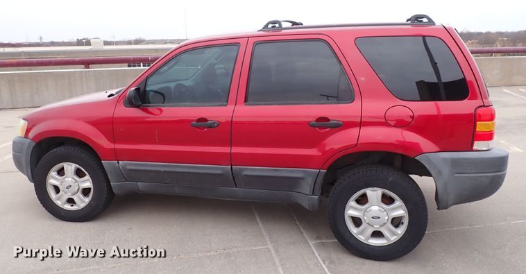 image for item DC4039 2004 Ford Escape XLT  SUV