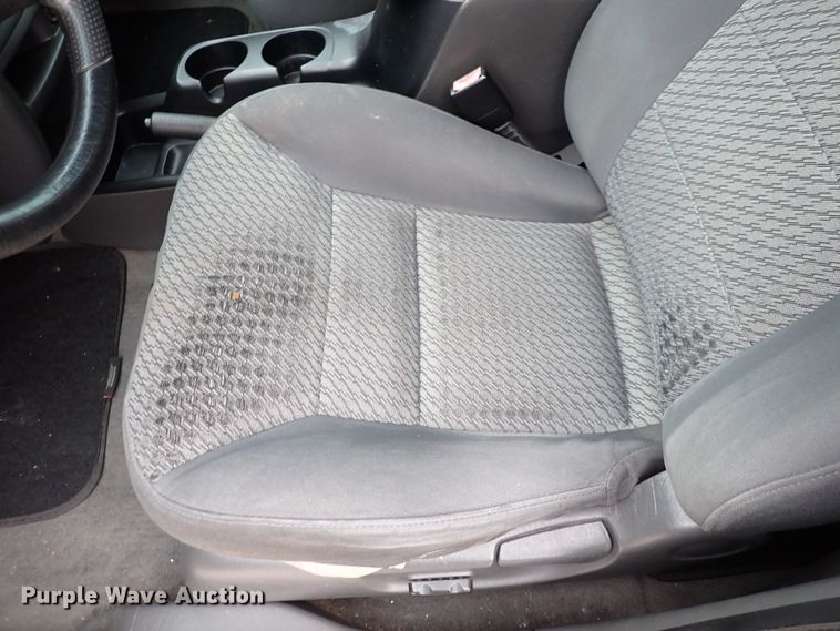 image for item DC4039 2004 Ford Escape XLT  SUV