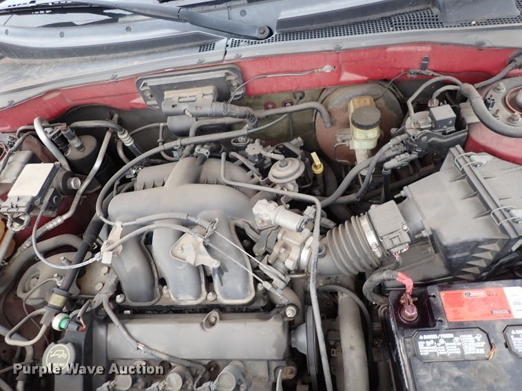 image for item DC4039 2004 Ford Escape XLT  SUV