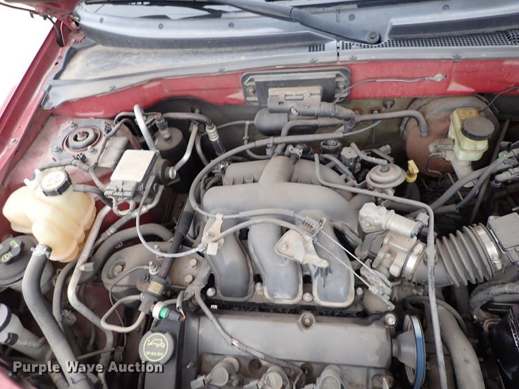 image for item DC4039 2004 Ford Escape XLT  SUV