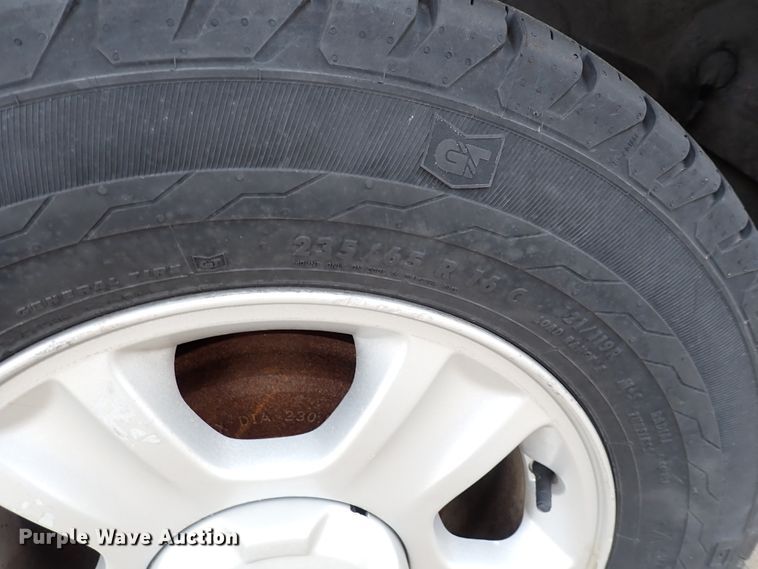 image for item DC4039 2004 Ford Escape XLT  SUV