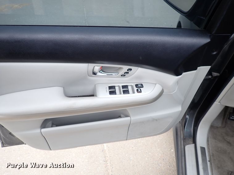 image for item DC4040 2006 Lexus RX400H  SUV