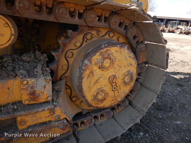 image for item DH8204 1982 International TD15C  dozer