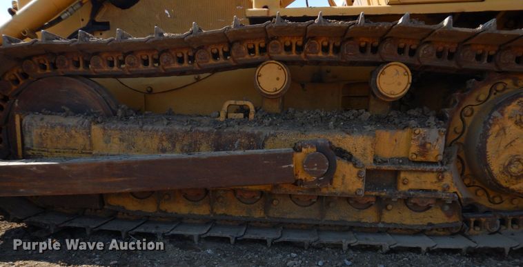 image for item DH8204 1982 International TD15C  dozer