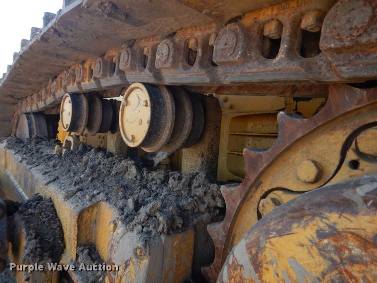 image for item DH8204 1982 International TD15C  dozer