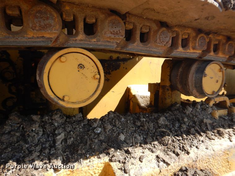 image for item DH8204 1982 International TD15C  dozer