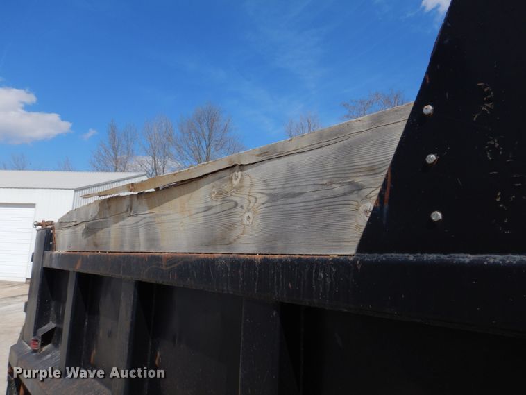 image for item DH8214 1998 International 4900  dump truck