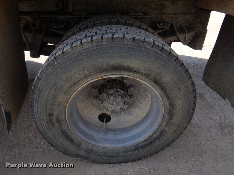 image for item DH8214 1998 International 4900  dump truck