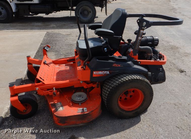 image for item DH8215 Kubota Z726XKW  ZTR lawn mower