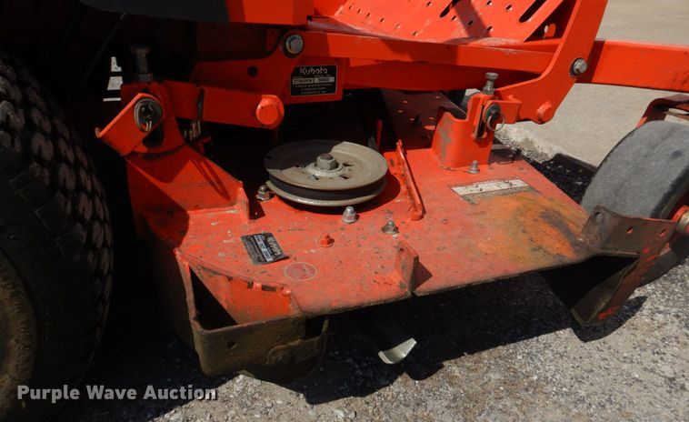 image for item DH8215 Kubota Z726XKW  ZTR lawn mower