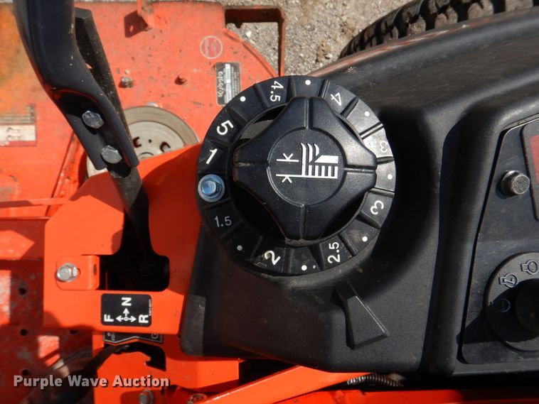 image for item DH8215 Kubota Z726XKW  ZTR lawn mower