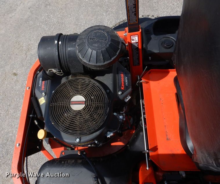 image for item DH8215 Kubota Z726XKW  ZTR lawn mower