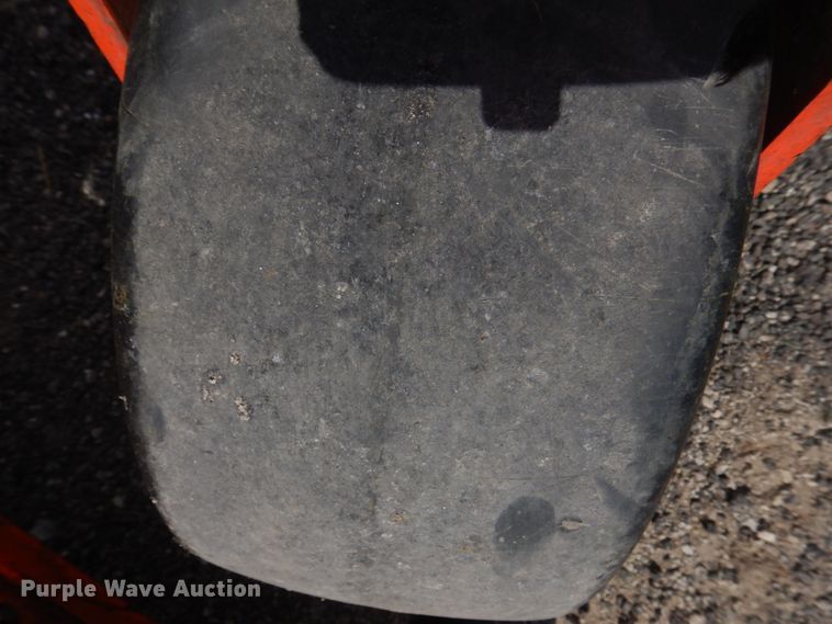 image for item DH8215 Kubota Z726XKW  ZTR lawn mower