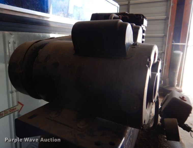 image for item DH8216 Campbell Hausfeld VT6310  air compressor