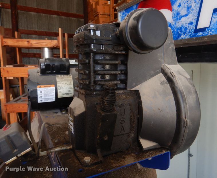 image for item DH8216 Campbell Hausfeld VT6310  air compressor