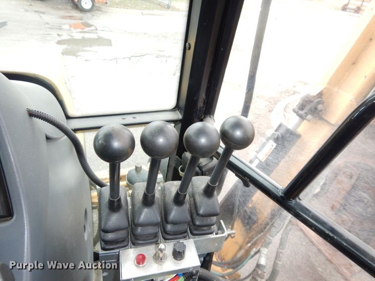 image for item DH8889 New Holland TS110  tractor